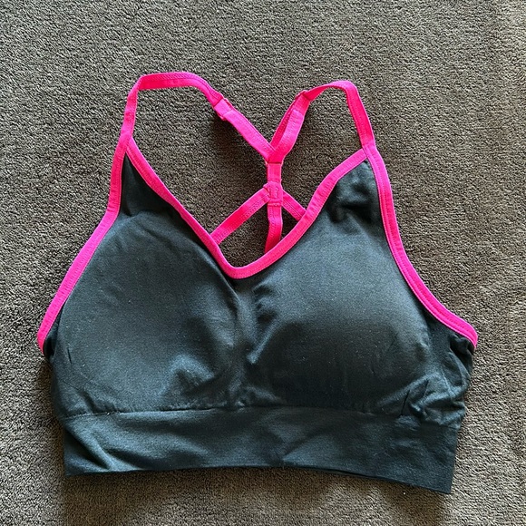Sport bra - Picture 1 of 3